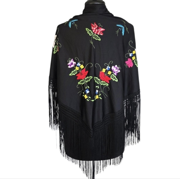 Vintage Accessories - Vintage Boho Chic Fringe Black Floral Embroidered Wrap Triangle Scarf